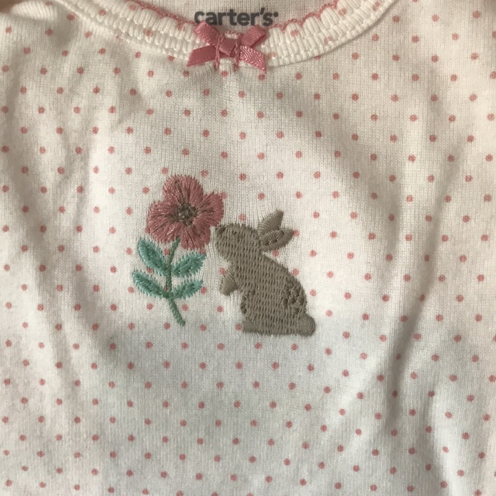 Carter’s Onsie Bundle - Picture 4 of 8